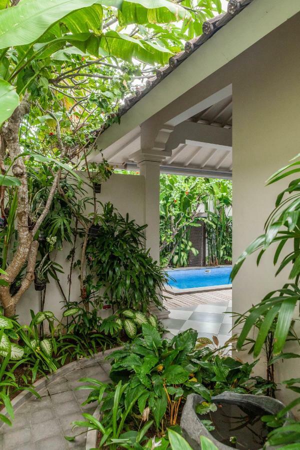 Villa Seni Seminyak Exterior foto